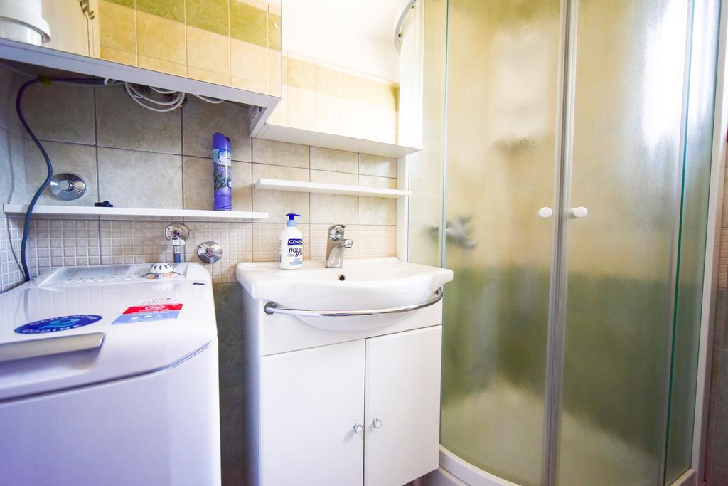 Apartments Villa Perla ロバニスカ 部屋 写真